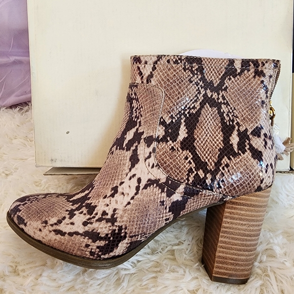 Anne Klein Snakeskin Print Bootie - Picture 7 of 9